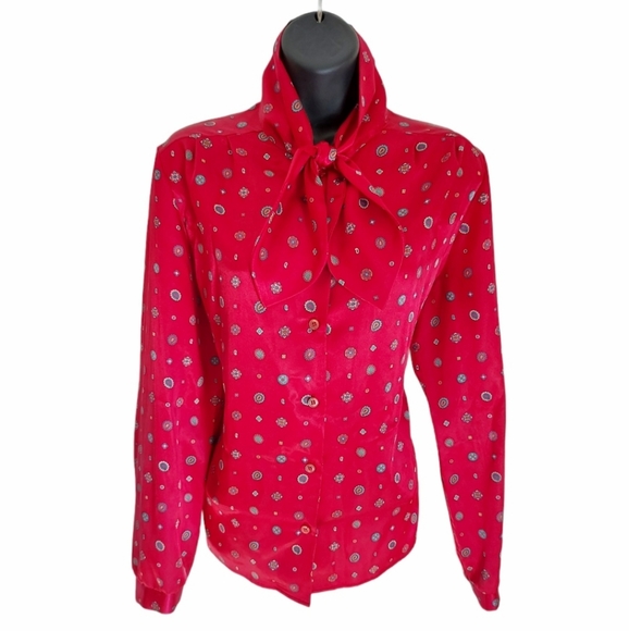 Vintage Red Button-up Top - Picture 5 of 10